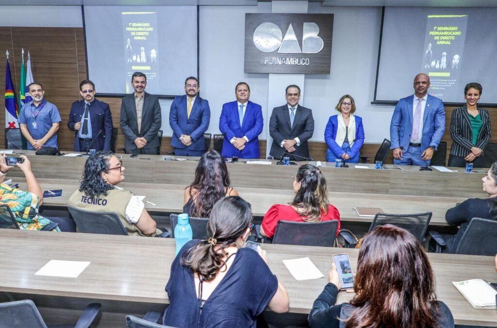 Anderson Correia em palestra sobre Direito Animal na OAB Pernambuco