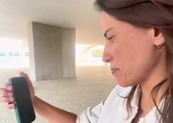 Delegada Natasha Dolci afirma ter sido bloqueada pelo perfil de Raquel Lyra no Instagram após marcar governadora em denúncias envolvendo cúpula da PCPE