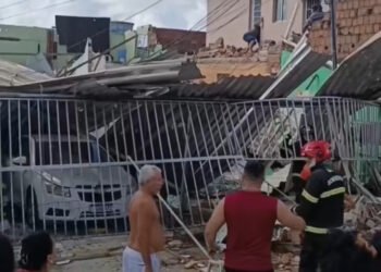 Casas desabam após possível explosão em Ouro Preto, Olinda; há vítima fatal e feridos