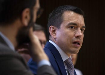 Tentativa de envenenamento no Equador: presidente Daniel Noboa denuncia presente contaminado com marmelada e chocolates