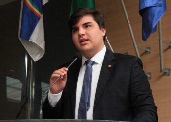 Alef Collins tem maior número de emendas aprovadas ao PPA na Câmara do Recife 
