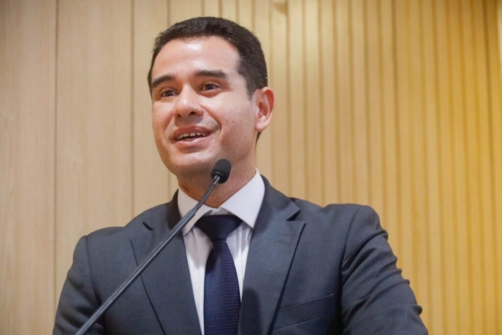 Imagem mostra o resultado da avaliação de Joaquim Lira com 51 por cento de aprovação, 32 por cento de reprovação e 17 por cento sem avaliação