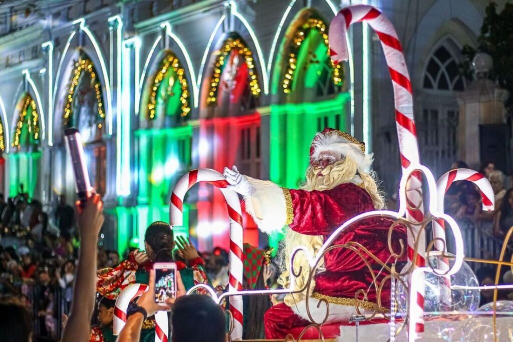 Natal 2025 em Gravatá com decoração, público e atrações no Polo Moveleiro