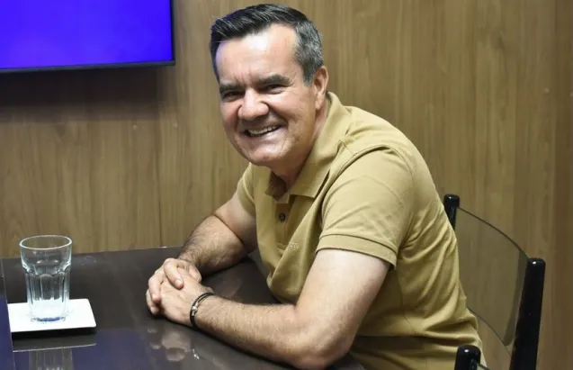 Elias Meu Fii tem gestão aprovada por 86 por cento em Pombos, segundo enquete