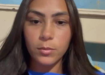 Mulher de Gravatá relata exposição após ter foto íntima vazada e defende sua honra nas redes sociais