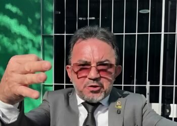 Vereador de Pombos ataca deputada Iza Arruda e insulta internauta em vídeo: “catraia, bandida e vagabunda”