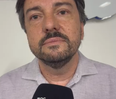 Prefeito Araújo, de Amaraji, em imagem oficial para análise de liderança política e base aliada nas eleições de Pernambuco.