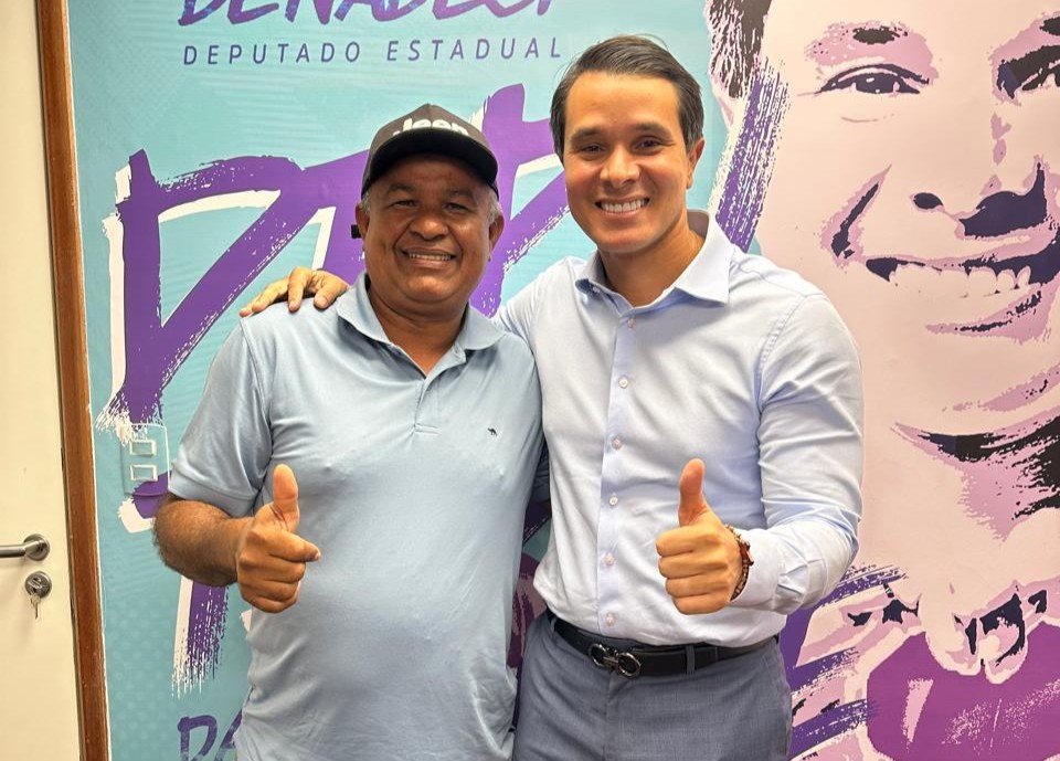 Deputado João de Nadegi e o ex-vereador Nego Suíno em encontro político para selar aliança em Gravatá.
