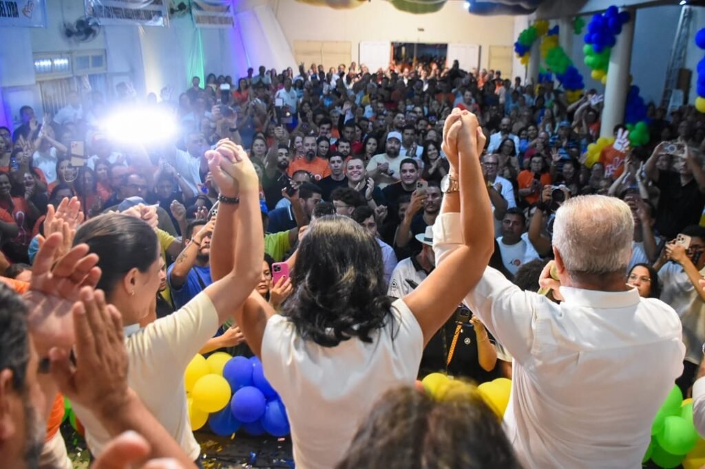 Público prestigia ato de filiação ao PSD realizado em Gravatá