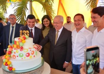 Anderson e André Ferreira participam das comemorações pelos 133 anos de Gravatá