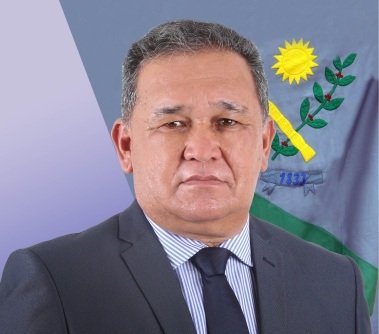 Foto institucional do presidente da Câmara Municipal de Bonito PE em ambiente oficial, relacionada à recomendação do MPPE sobre controle de diárias