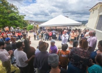 Prefeito Joselito Gomes entrega requalificação da área externa do Cemitério Santo Amaro em Gravatá