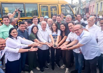 Raquel Lyra inaugura etapa da Adutora do Agreste em Gravatá e anuncia pacote de obras
