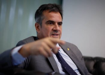 PF mira Ciro Nogueira em operação sobre caso Banco Master