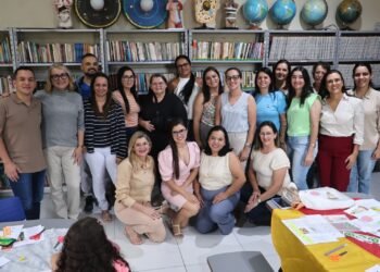 Professores do AEE participam de formação sobre manejo comportamental e inclusão escolar em Gravatá