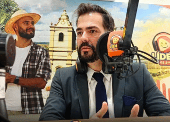 Cientista político Luiz Maranhão diz que posição de Raquel Lyra é a “mais acertada” na disputa pelo governo de Pernambuco Cientista político Luiz Maranhão diz que posição de Raquel Lyra é a “mais acertada” na disputa pelo governo de Pernambuco