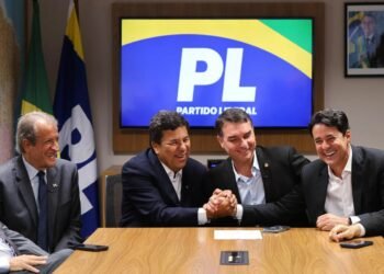 PL cogita candidatura própria ao governo de Pernambuco, mas enfrenta desconfiança