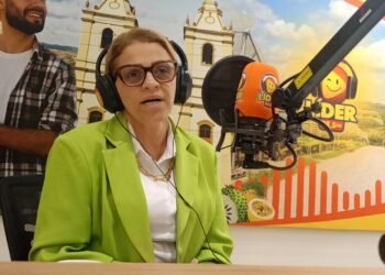 No Panorama Político, Patrícia Leimig assume defesa da neurodivergência como bandeira na disputa por vaga na Câmara Federal