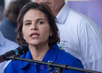 Deputados protocolam pedido de impeachment de Priscila Krause e Zilda Cavalcanti na Alepe
