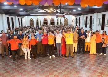 Candidata à Alepe, Viviane Facundes reúne lideranças de diferentes religiões em encontro em Gravatá