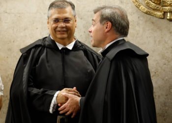 Dino revoga afastamento e determina retorno de Andrei Rodrigues e Leandro Almada aos cargos na Polícia Federal