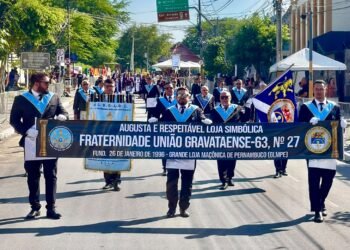 Loja Maçônica Fraternidade União Gravataense participa de desfile e homenageia prefeito de Gravatá no 7 de Setembro