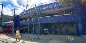 MPPE recomenda pagamento retroativo integral a professores temporários de Abreu e Lima