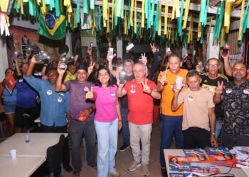 No Recife, Viviane Facundes participa de encontro com apoiadores no Pina