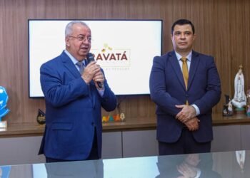 Prefeitura de Gravatá dará ordem de serviço para pavimentação do pátio da feira livre e Avenida Joaquim Didier nesta sexta (25) Prefeitura de Gravatá dará ordem de serviço para pavimentação do pátio da feira livre e Avenida Joaquim Didier nesta sexta (25)