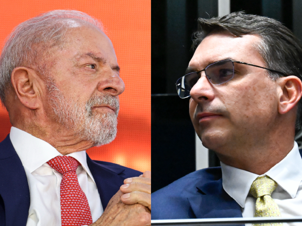 Um retrato em dois painéis de Luiz Inácio Lula da Silva (PT) e Flávio Bolsonaro (PL), lado a lado. O painel esquerdo mostra Lula, um homem de cabelos brancos, barba e rugas, olhando para a direita, vestindo paletó azul escuro e gravata vermelha texturizada. O painel direito mostra Bolsonaro, um homem de meia-idade com óculos de armação preta, olhando para a direita, vestindo paletó azul escuro e gravata amarela texturizada. As imagens ilustram a eleição presidencial brasileira de 2026 e a pesquisa Quaest que mostra um empate técnico.