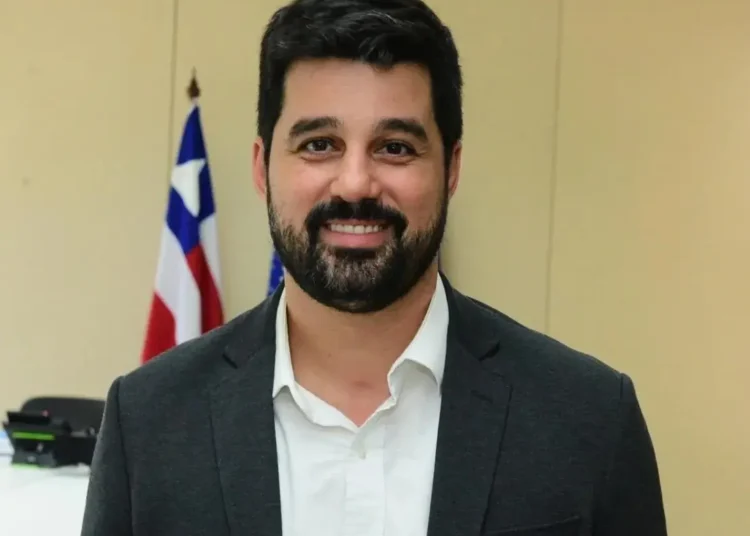 Frota reduzida no dia da eleição coloca secretário de Salvador sob ordem de prisão
