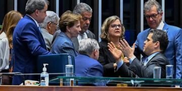 Senado aprova fim da escala 6×1 e prevê jornada de 40 horas semanais