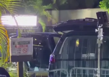 Suspeita de bomba em carro de Flávio Bolsonaro é descartada após vistoria